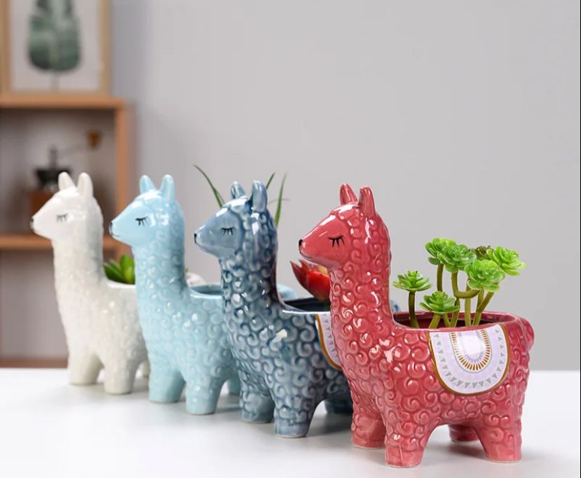 Maceta diseño de alpaca 15*15cm