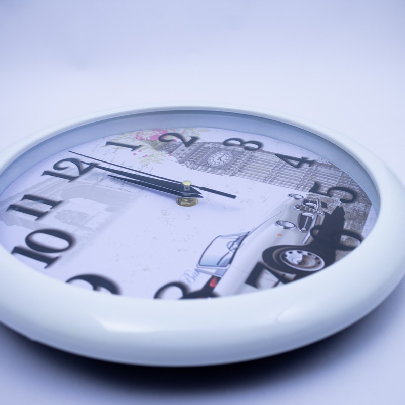 Reloj redondo diseño de autos 27cm