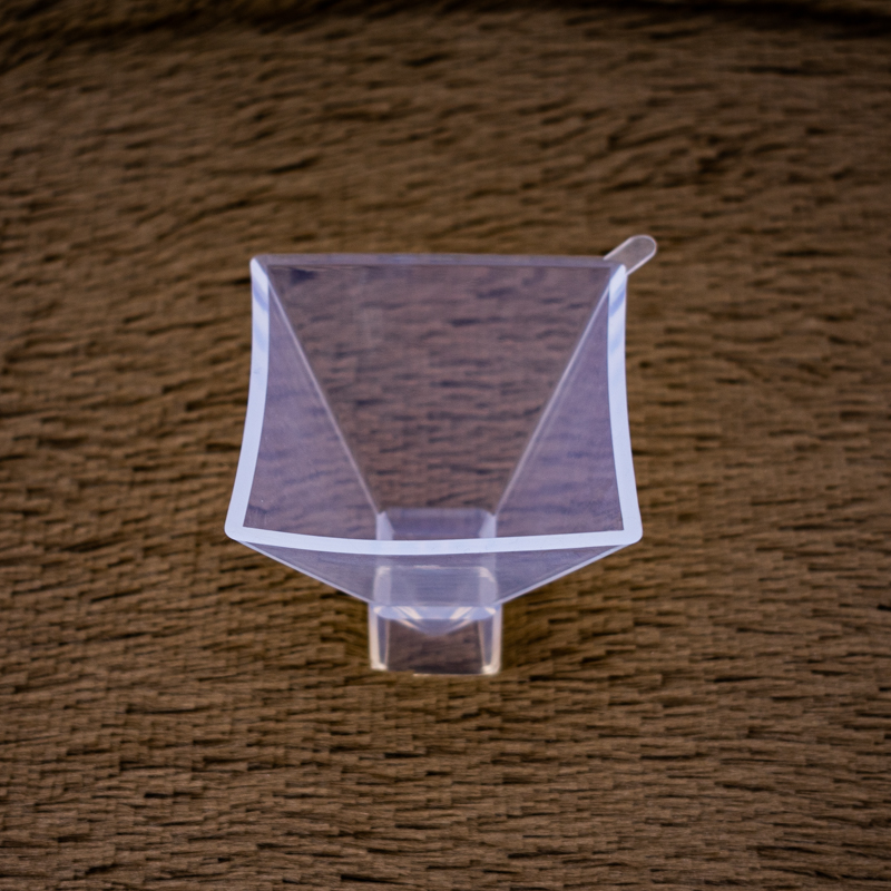Molde de silicona pirámide 76mm