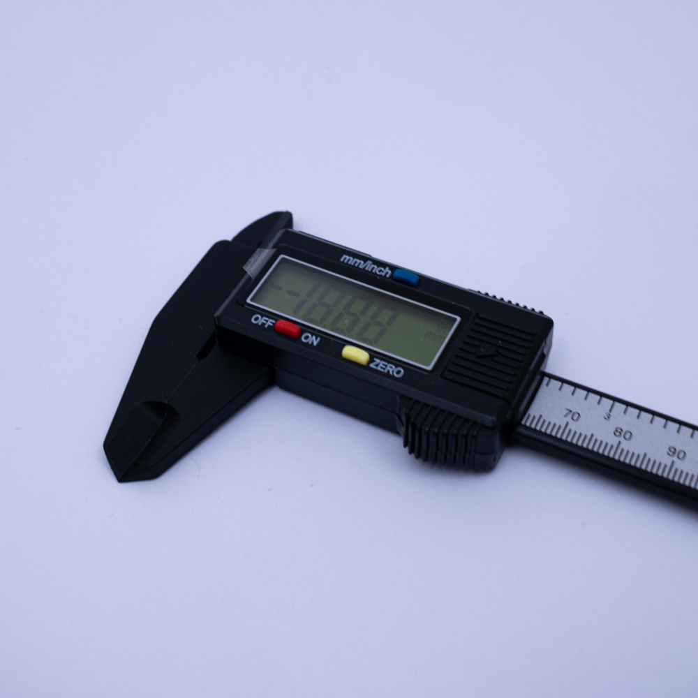 Calibre digital Deli 0.1mm - 150mm