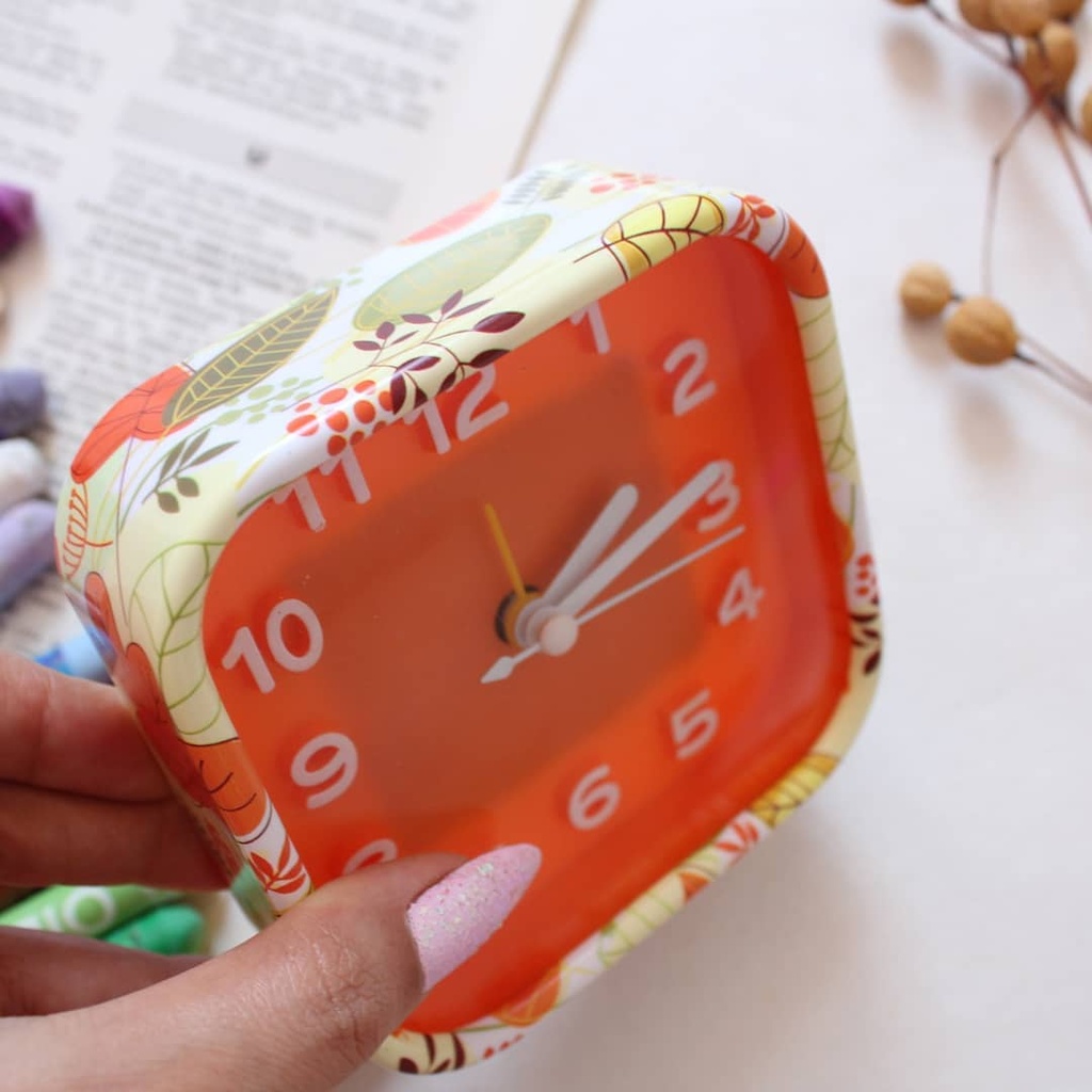 Reloj despertador estampado