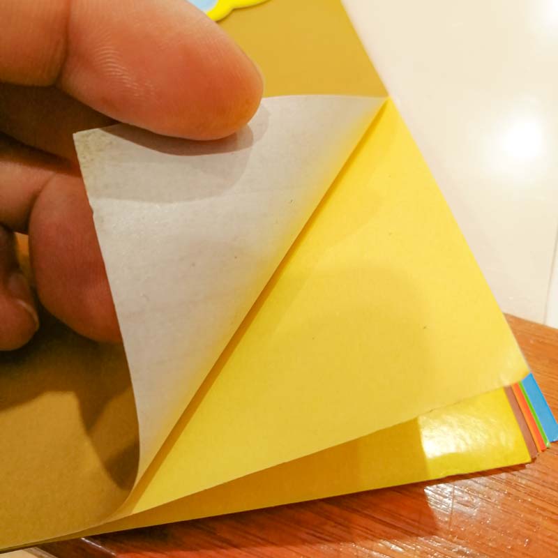 Papel adhesivo de 8 colores mate 13*19cm