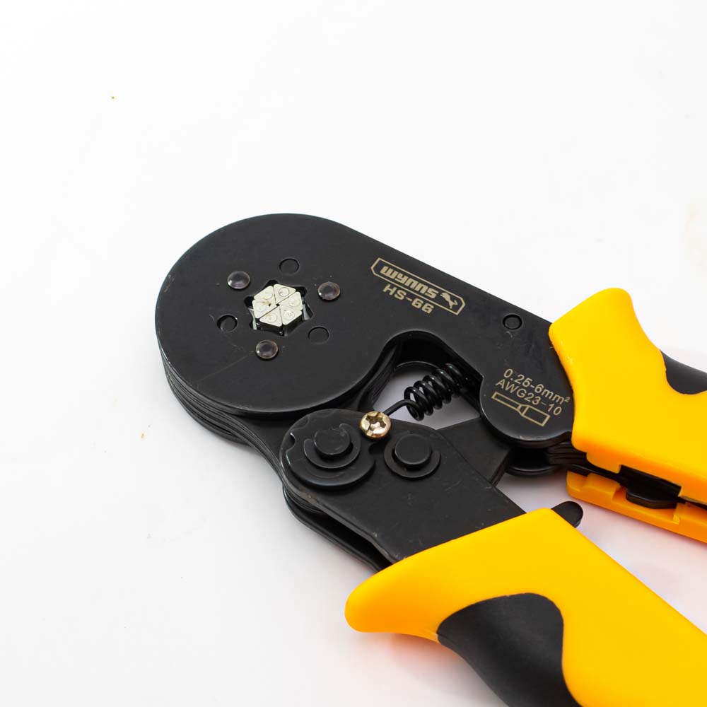 Alicate para terminales 175mm wynns
