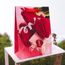 Bolsa para regalo diseño de rosas