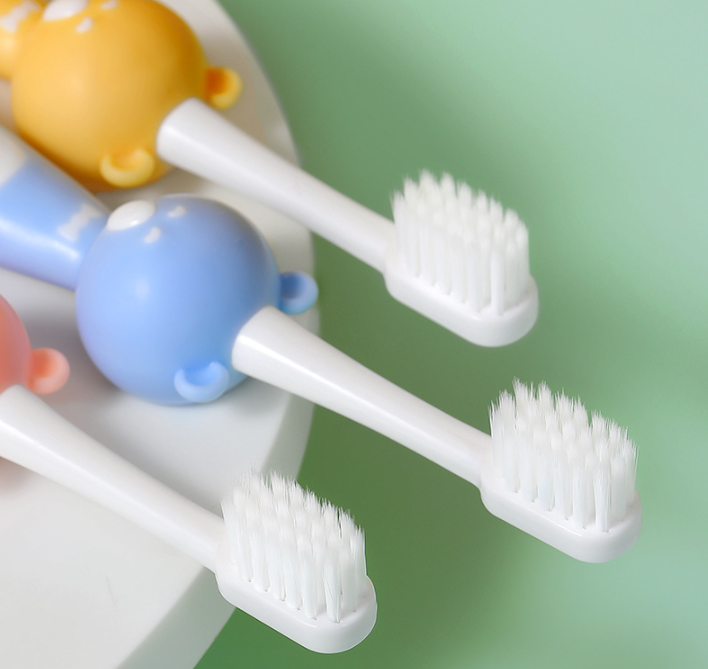 Cepillo diente para niños 3pc con miniventosa