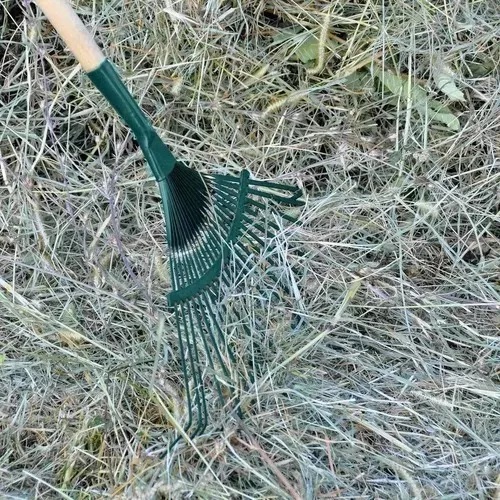 Rastrillo de metal 38cm