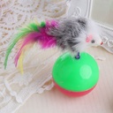 Pelota con peluche para gato
