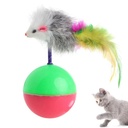 Pelota con peluche para gato