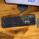 Teclado mecánico universal