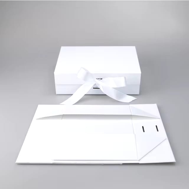 Caja con moño y cierre imán 24*18*8cm
