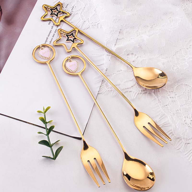 Cucharita diseño estrella dorada