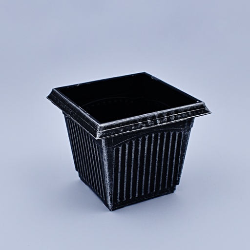 [60189] Plantera de plástico negro 14*17cm