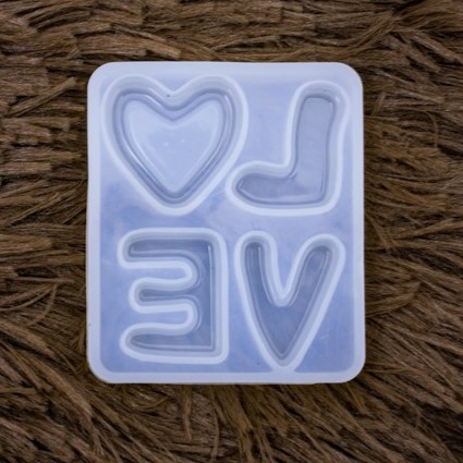 [DY019] Molde de silicona diseño letra love 5.9*5.1cm